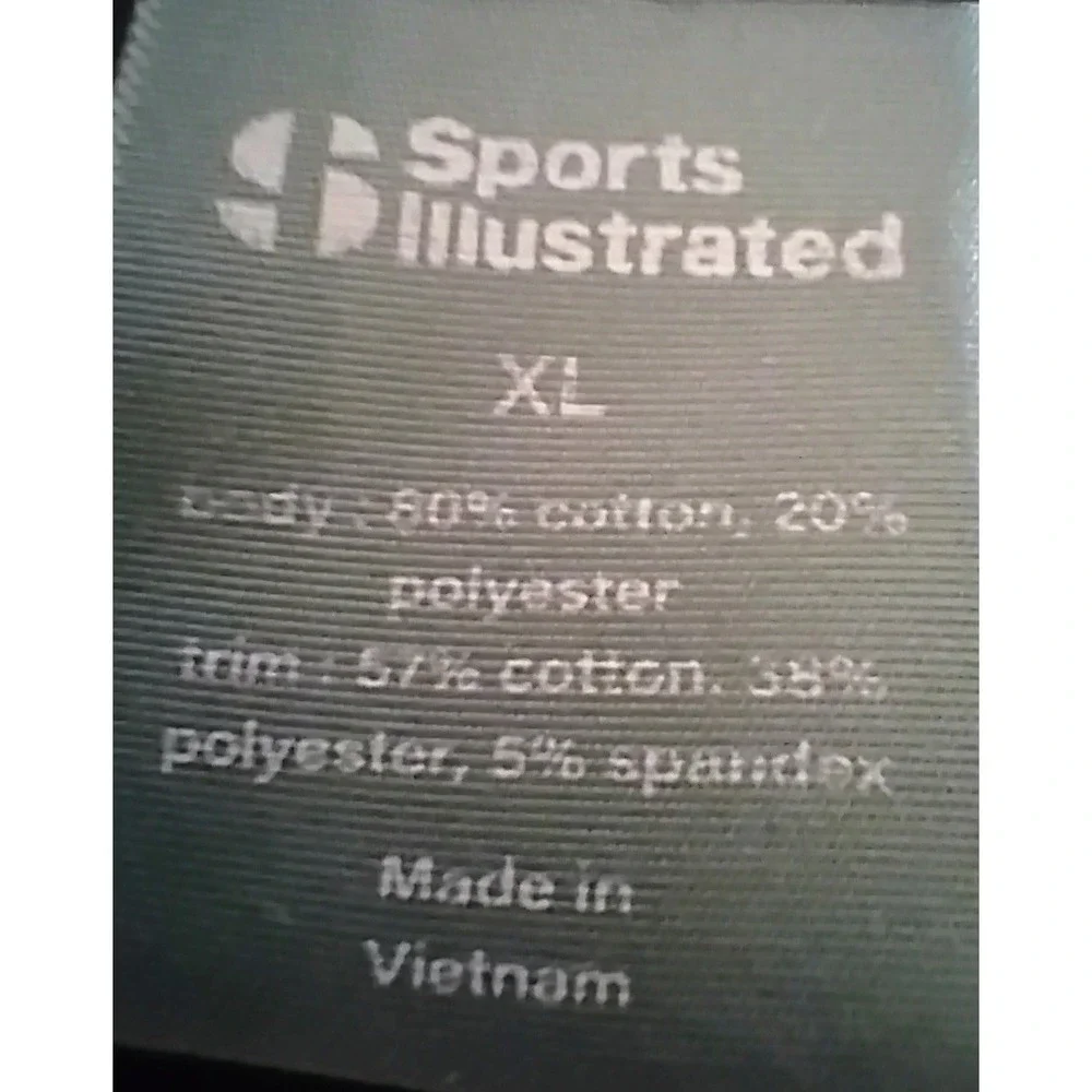 Sports Illustrated Black Hoodie  XL Pullover Soft Stretch Athleisure‎